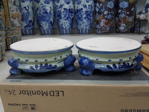 đế của đôi Lục bình sứ Hạc Ngũ Phúc men lam vẽ kỹ 1m6 SP448