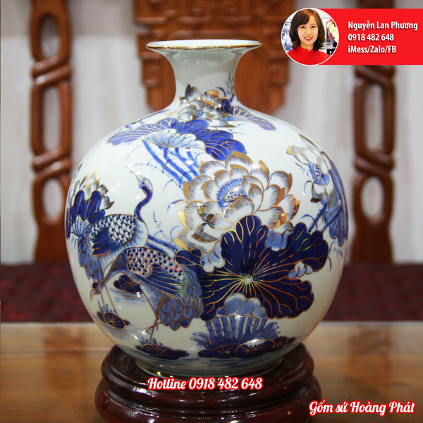 binh hut loc sen hac vang kim eb533536 87a5 4c46 aba1 6fd9e0d5eb9b