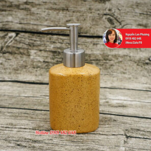 binh xit nha tam 465346