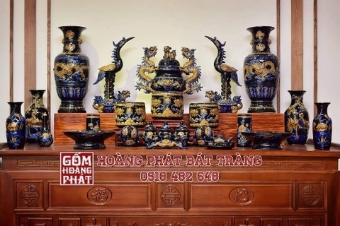 Bộ đồ thờ gia tiên men xanh coban dát vàng Bát Tràng