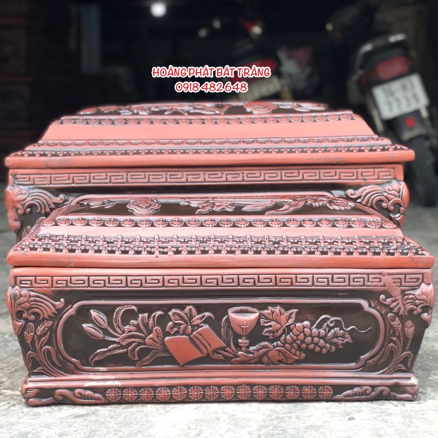 Quách tiểu sành hoa hồng Thiên Chúa Giáo cỡ Đại