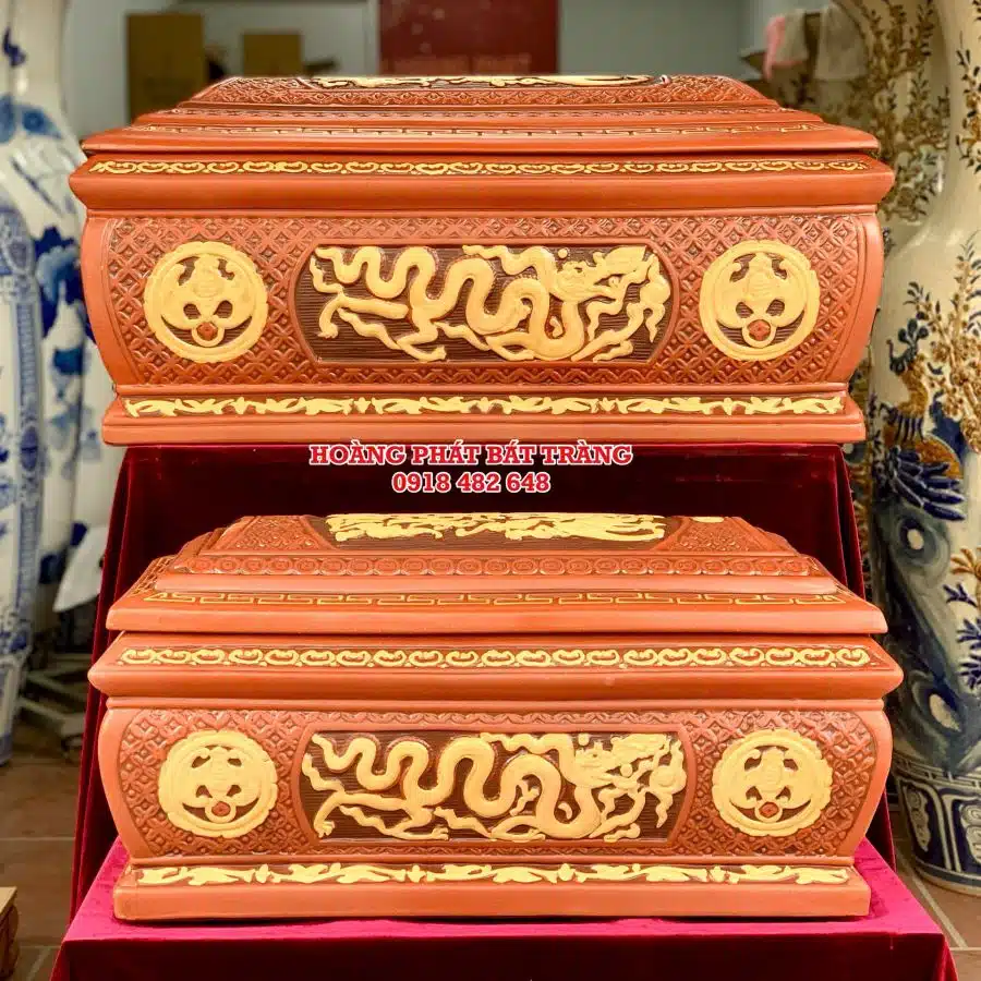 Tiểu quách sành dáng Ngũ phúc kim Tiền Rồng thời Lý khắc nổi QTSA46