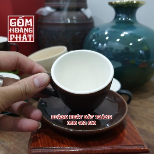 tach cafe gom su bat trang 1