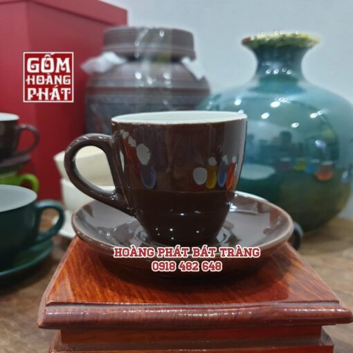 tach cafe gom su bat trang 2