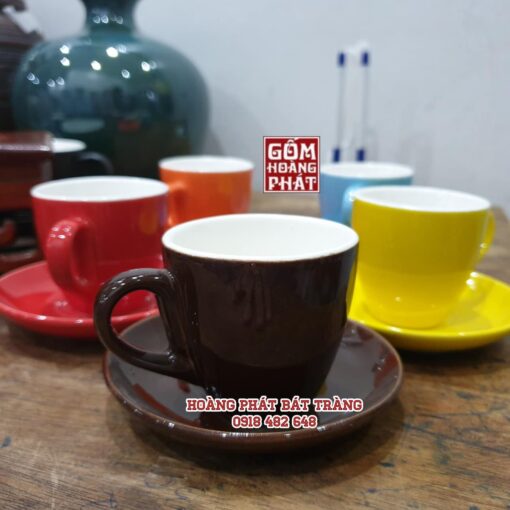 tach cafe gom su bat trang