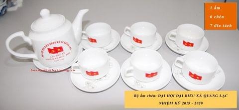 Bộ ấm chén in ấn logo Đại hội đại biểu xã Quảng Lạc