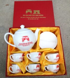ấm chén in logo bát tràng