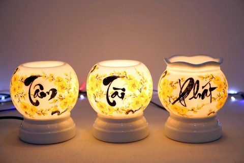 Đèn xông tinh dầu bằng điện