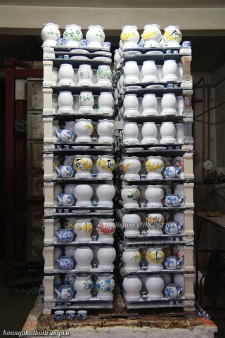 Lò đèn xông tinh dầu, xưởng gốm sứ Hoàng Phát Bát Tràng