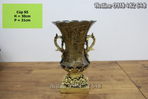 Lọ hoa phong cách cổ điển Châu Âu