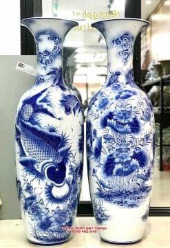 Lục bình sứ Lý ngư vọng nguyệt men lam khử 1m2