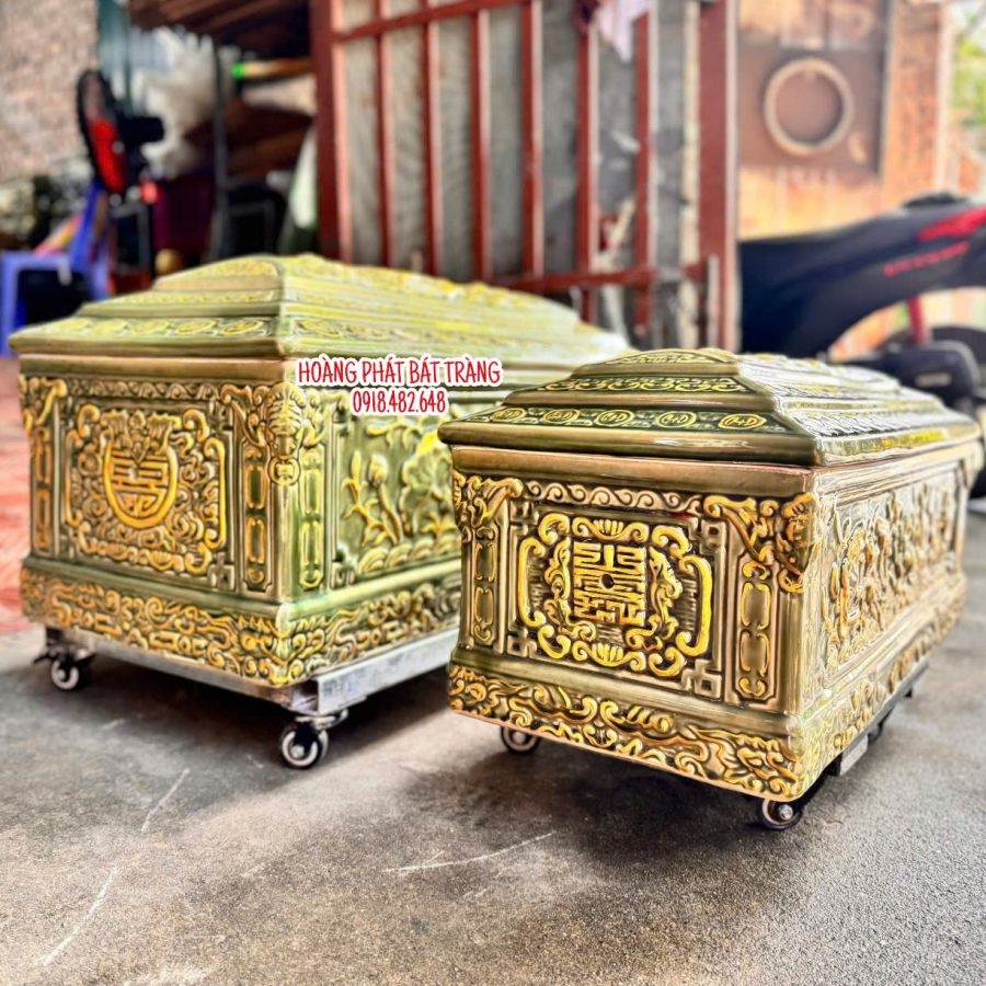 Quách tiểu sứ sen đứng thạch anh nhũ vàng mái Vòm 2