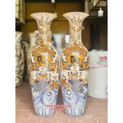 Lục bình sứ Phúc Đức men rạn đắp nổi hoa nâu