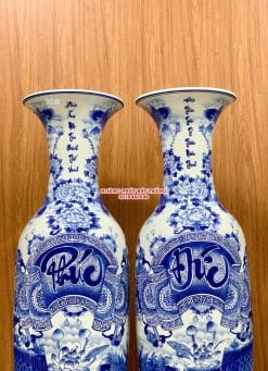Lục bình sứ Phúc Đức cá chép to men lam vẽ kỹ