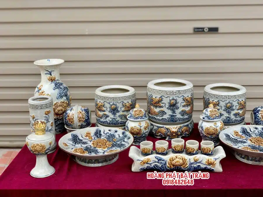 Bộ đồ thờ men rạn đắp nổi số 03