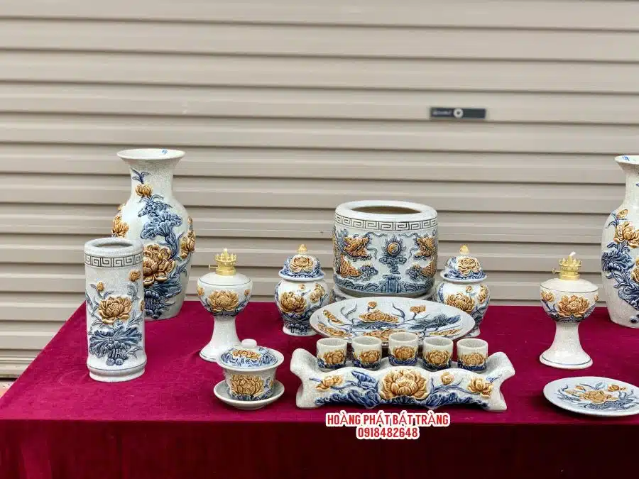 Bộ đồ thờ men rạn đắp nổi số 09 Bát Tràng