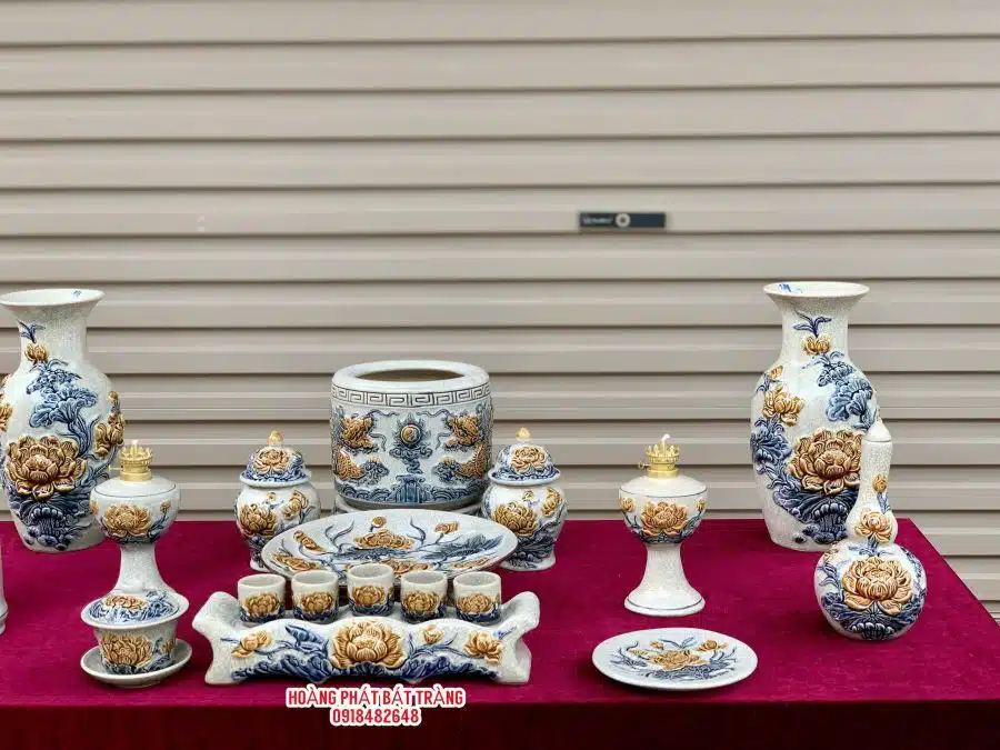 Bộ đồ thờ men rạn đắp nổi số 09 Bát Tràng
