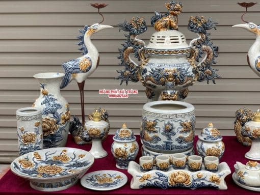 Bộ đồ thờ men rạn đắp nổi số 12 Bát Tràng