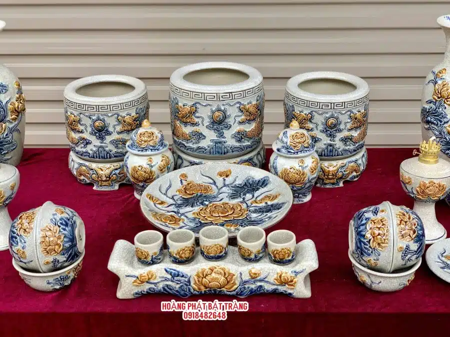 Bộ đồ thờ men rạn đắp nổi số 07 Bát Tràng
