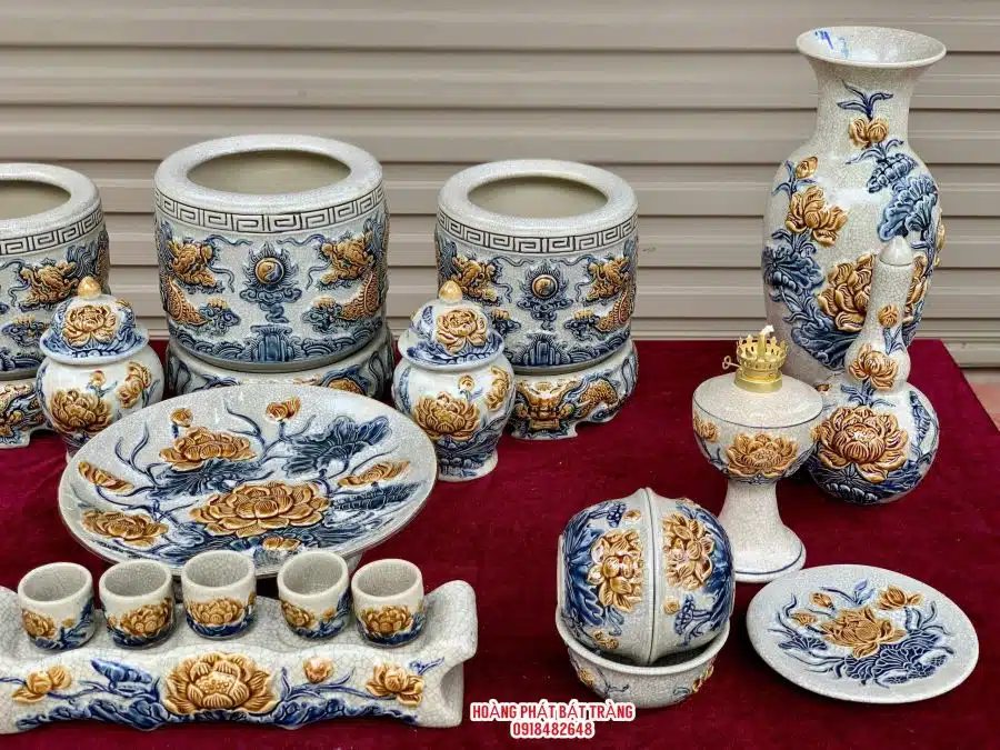 Bộ đồ thờ men rạn đắp nổi số 07 Bát Tràng