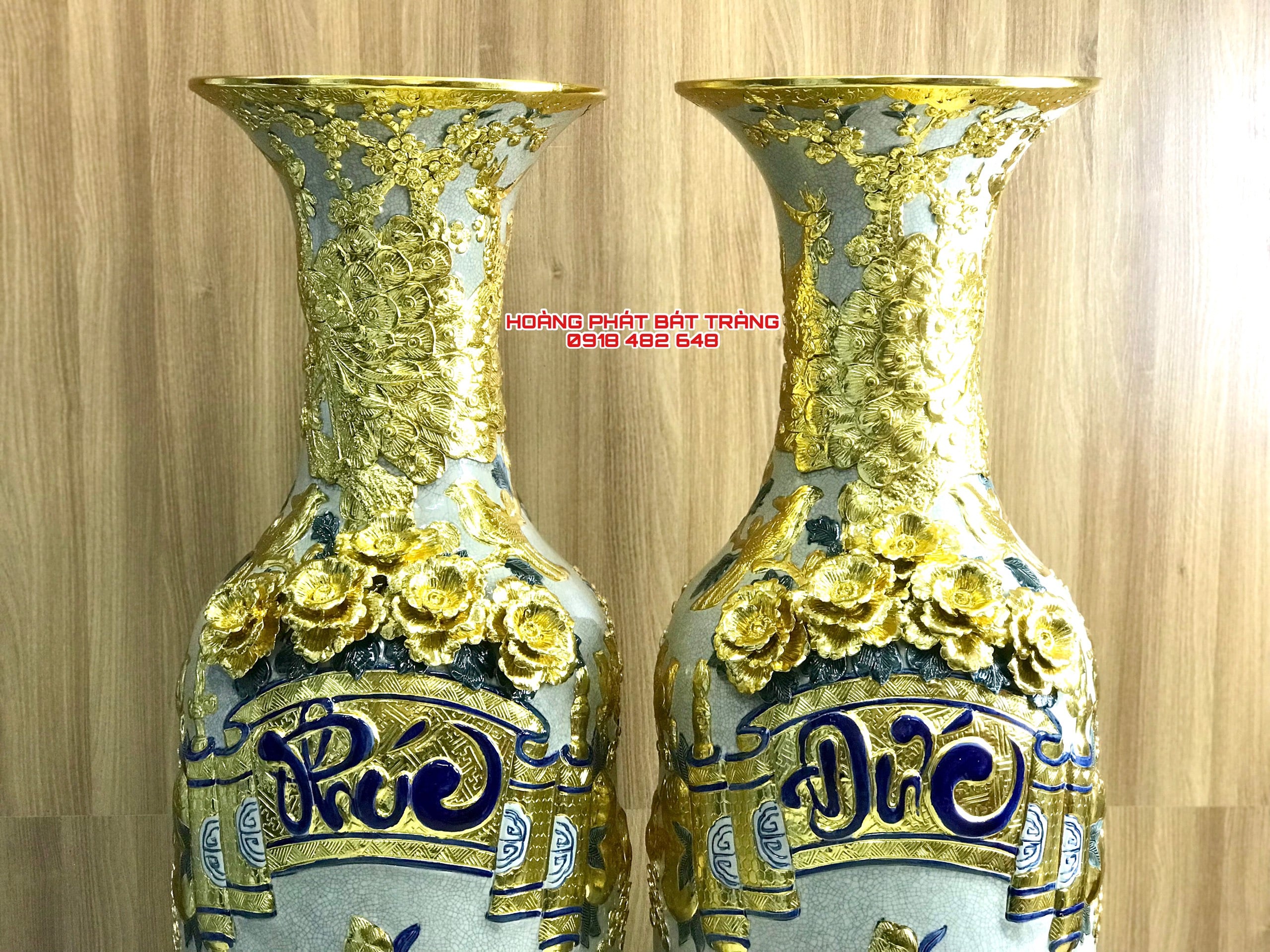 Lộc bình sứ dát vàng Phúc Đức Bát Tràng