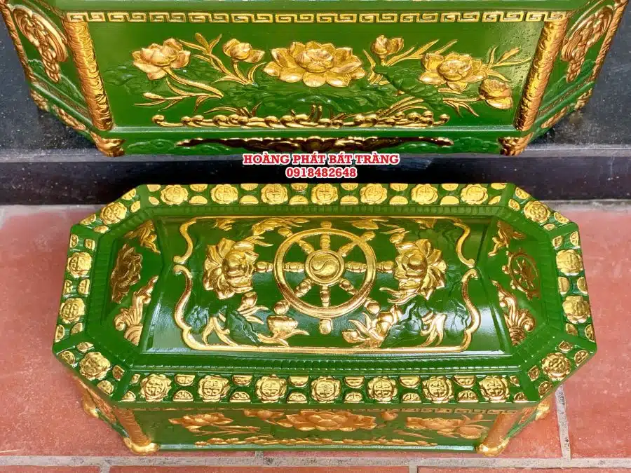 Quách tiểu sành bát giác hoa sen xanh bộ đội dát vàng