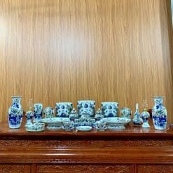 Alternative view of BỘ ĐỒ THỜ MEN LAM VẼ VÀNG BÁT TRÀNG 12C