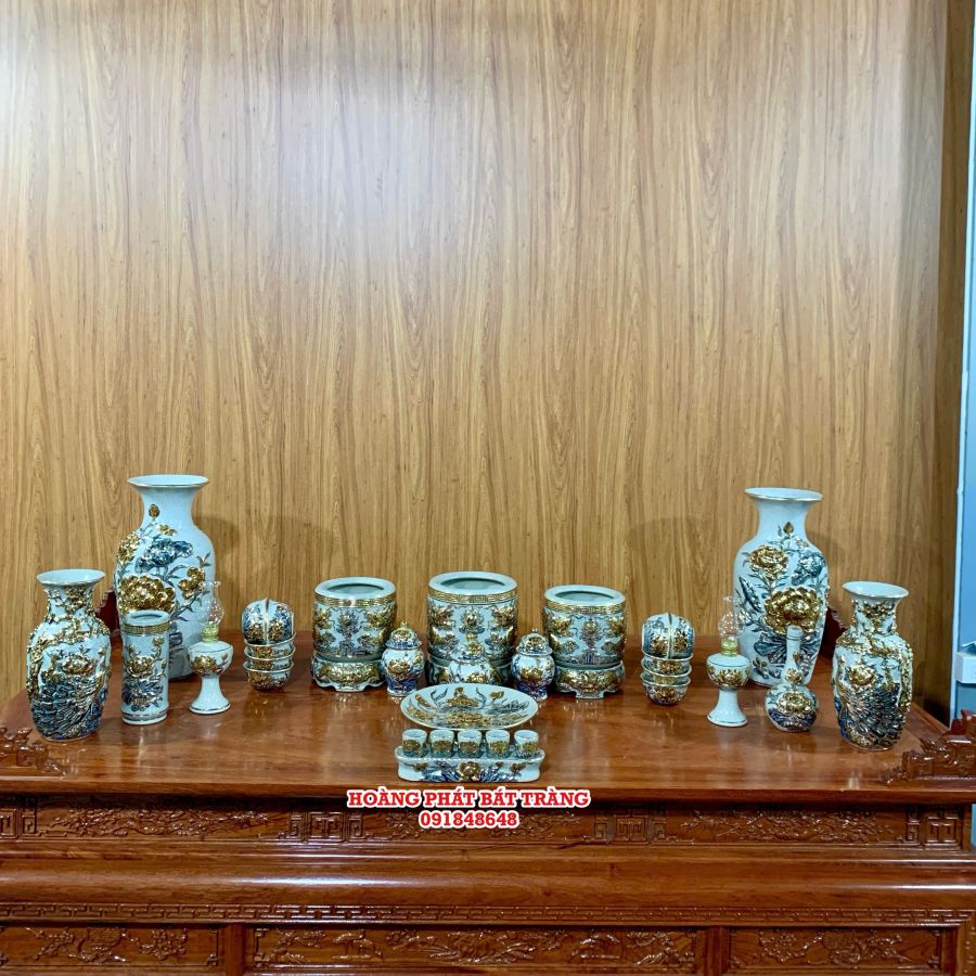 BỘ ĐỒ THỜ MEN RẠN ĐẮP NỔI VẼ VÀNG 06C