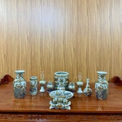 Alternative view of BỘ ĐỒ THỜ MEN RẠN ĐẮP NỔI VẼ VÀNG BAN THẦN TÀI BDTTT03