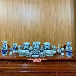 BỘ ĐỒ THỜ MEN LAM VẼ VÀNG BÁT TRÀNG 11A