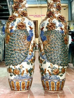 Lục bình sứ công danh phú quý men rạn đắp nổi kỹ