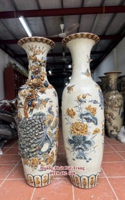 Lục bình sứ công danh phú quý kênh men rạn đắp nổi