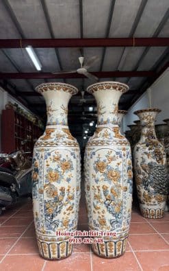 Lục bình sứ tứ quý men rạn đắp nổi
