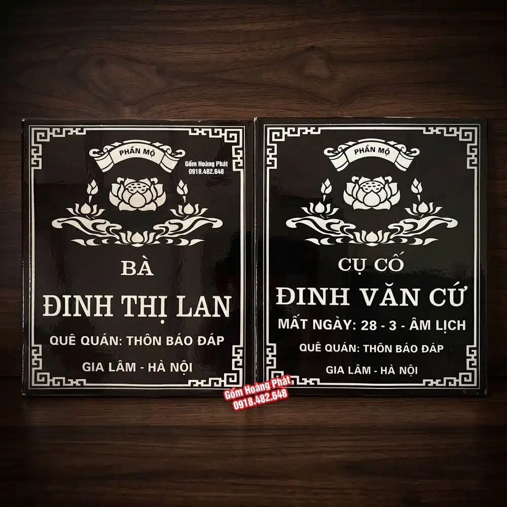 Bia mộ nền đen chữ trắng, không có ảnh