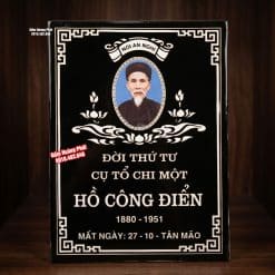 Bia mộ sứ cụ ông có ảnh nền đen, chữ trắng