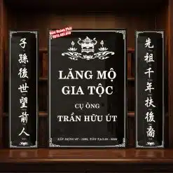 Bia mộ cho lăng mộ gia tộc chữ Hán, nền đen, chữ trắng