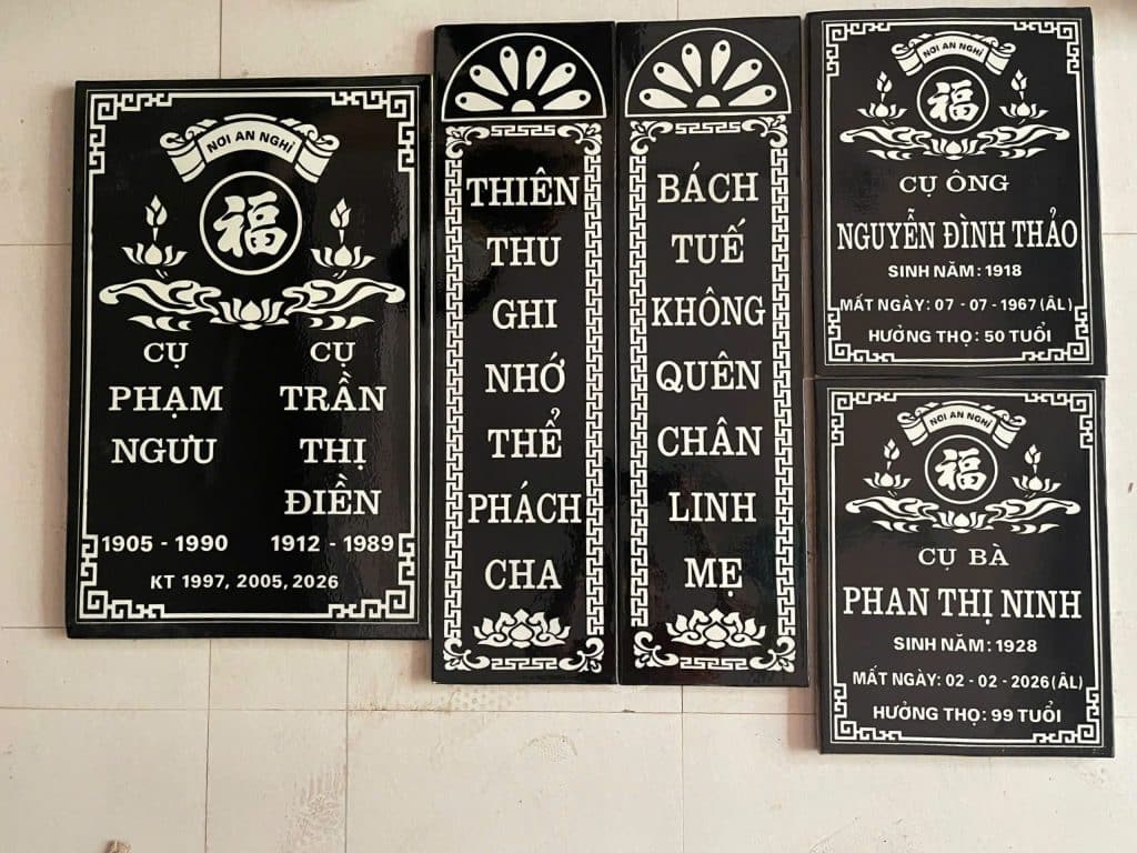 Các mẫu kích thước bia mộ sứ Bát Tràng