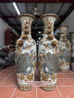 Lục bình sứ công danh phú quý kênh hoa men rạn đắp nổi