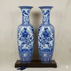 Lục bình sứ Long Phụng men lam khử