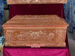 Quách tiểu sứ hoa sen men hoàng thổ vẽ vàng kim 24k